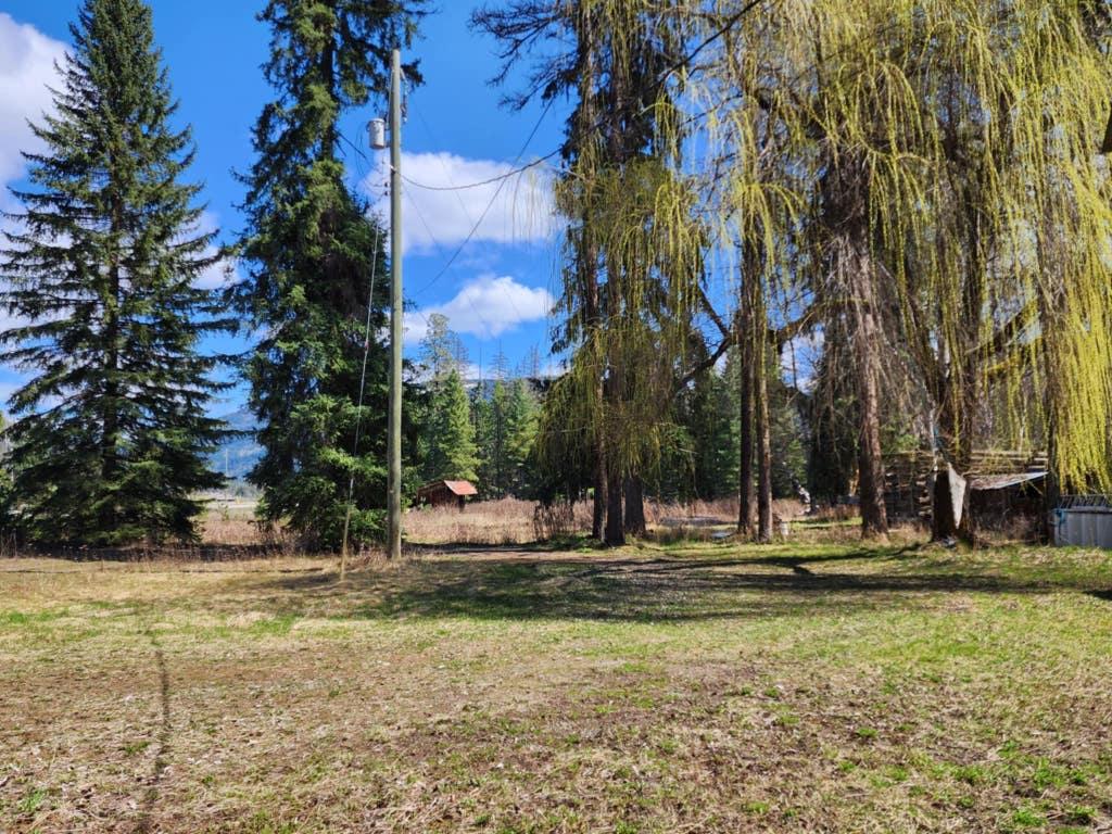 









692


North Fork

Road,
Cherryville,




BC
V0E 2G3

