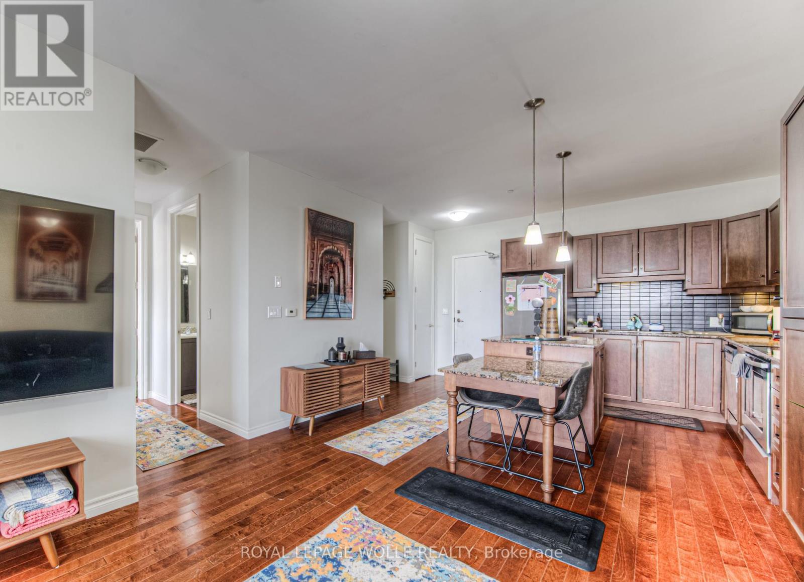 












604 - 223 ERB STREET W

,
Waterloo,




Ontario
N2L0B3

