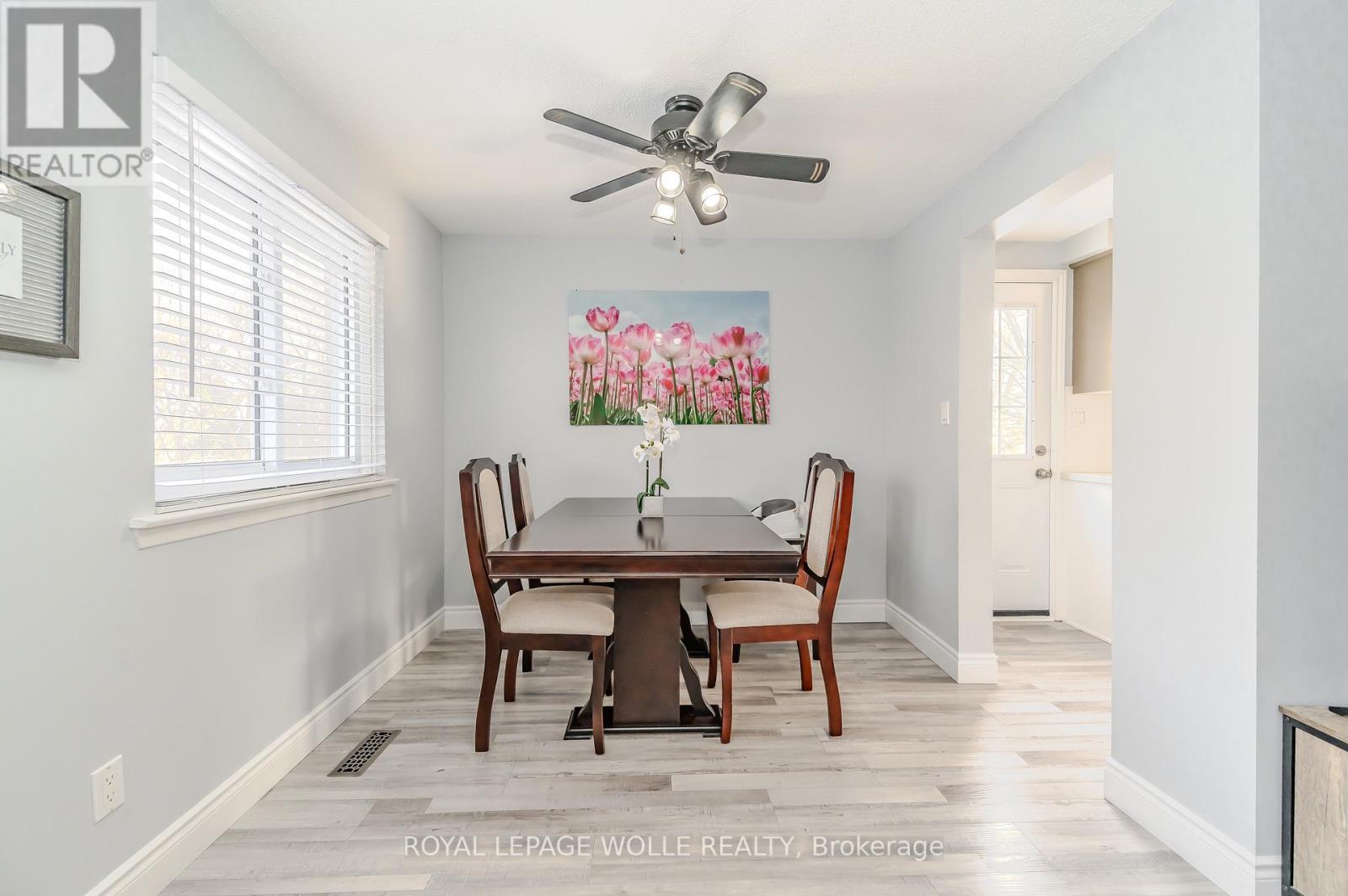 












79 TENNYSON STREET

,
Woodstock,




Ontario
N4S8B3

