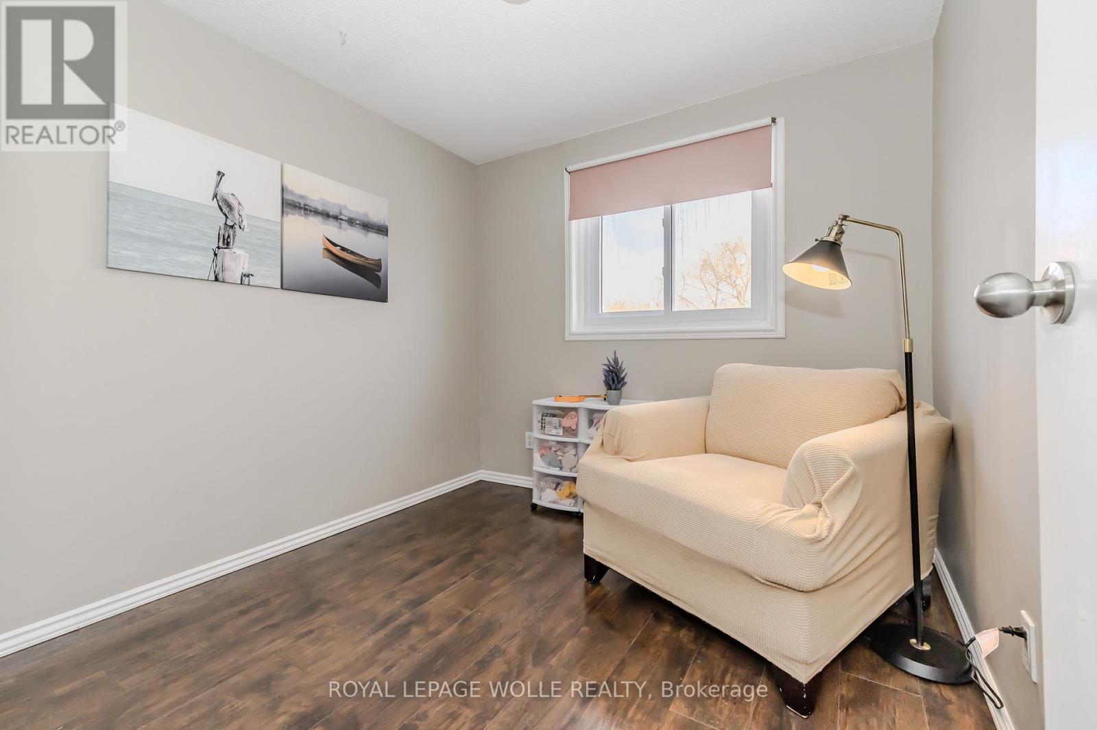 












79 TENNYSON STREET

,
Woodstock,




Ontario
N4S8B3

