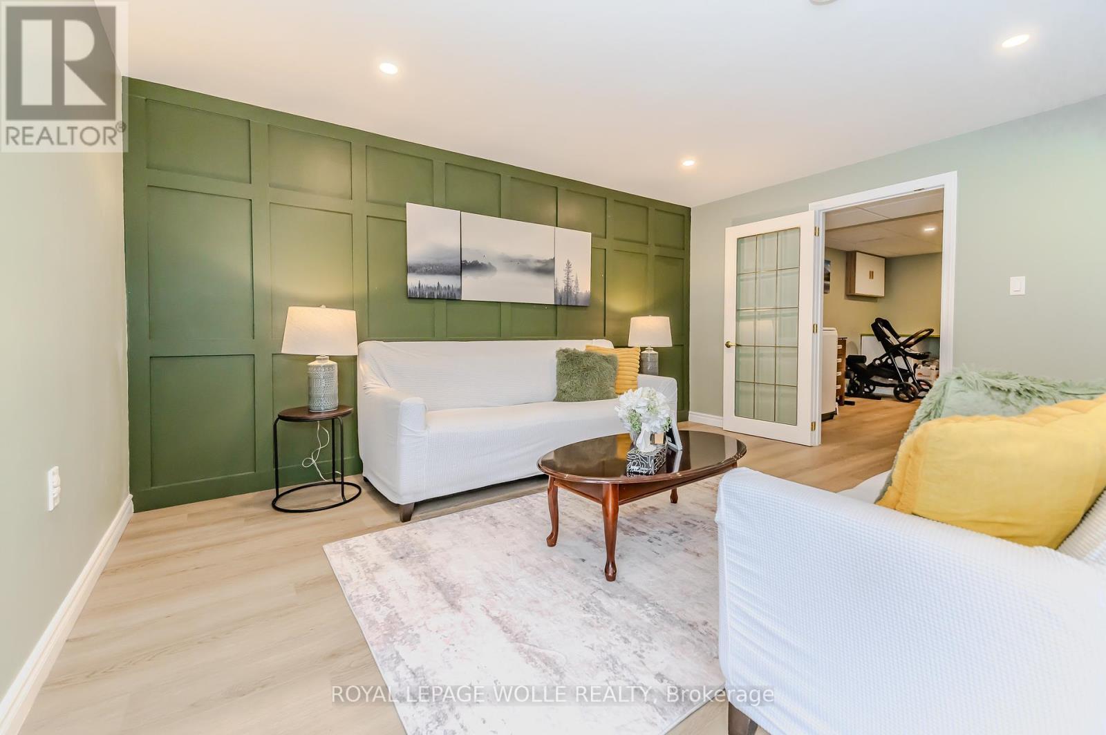 












79 TENNYSON STREET

,
Woodstock,




Ontario
N4S8B3

