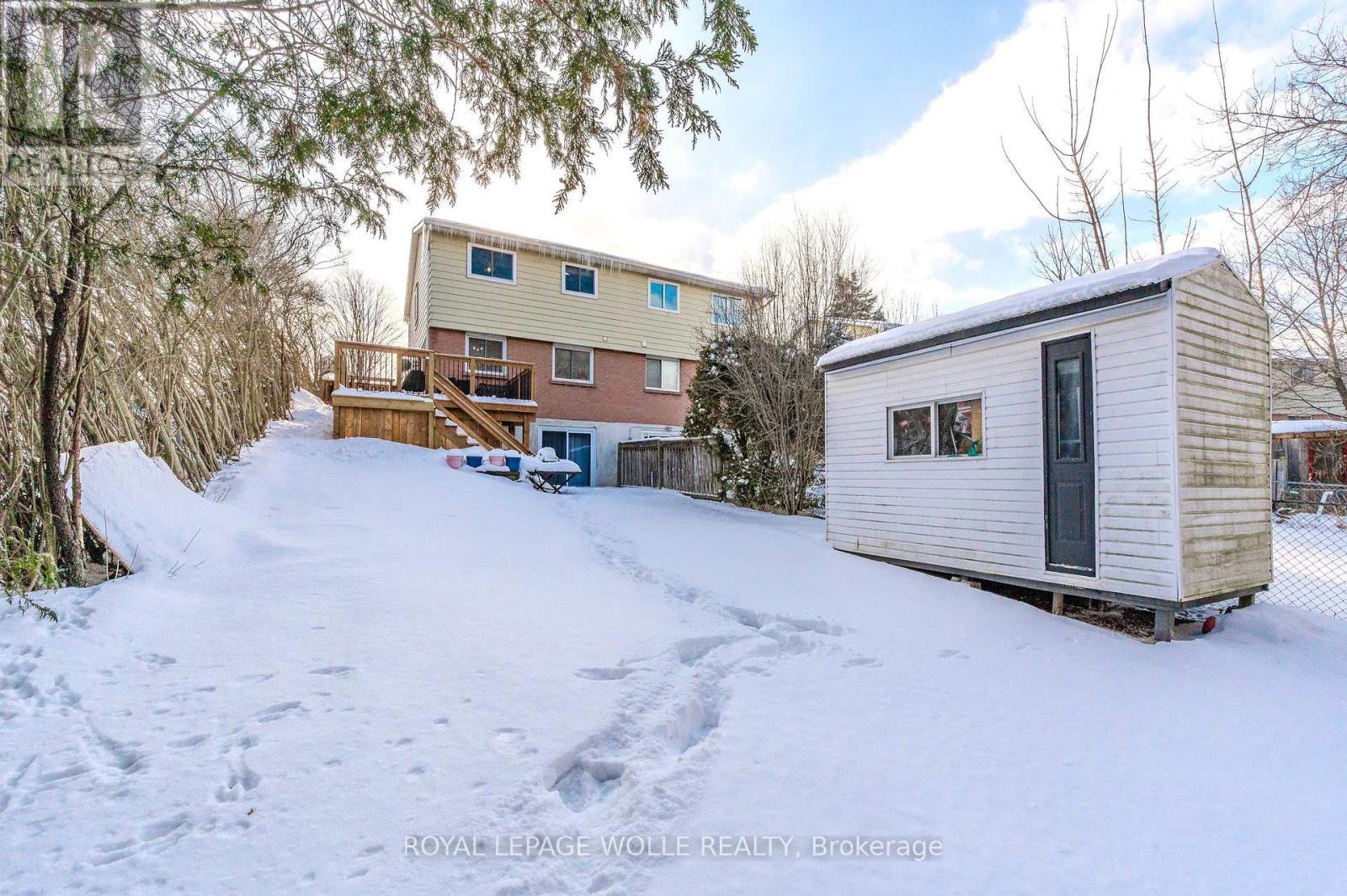 












79 TENNYSON STREET

,
Woodstock,




Ontario
N4S8B3


