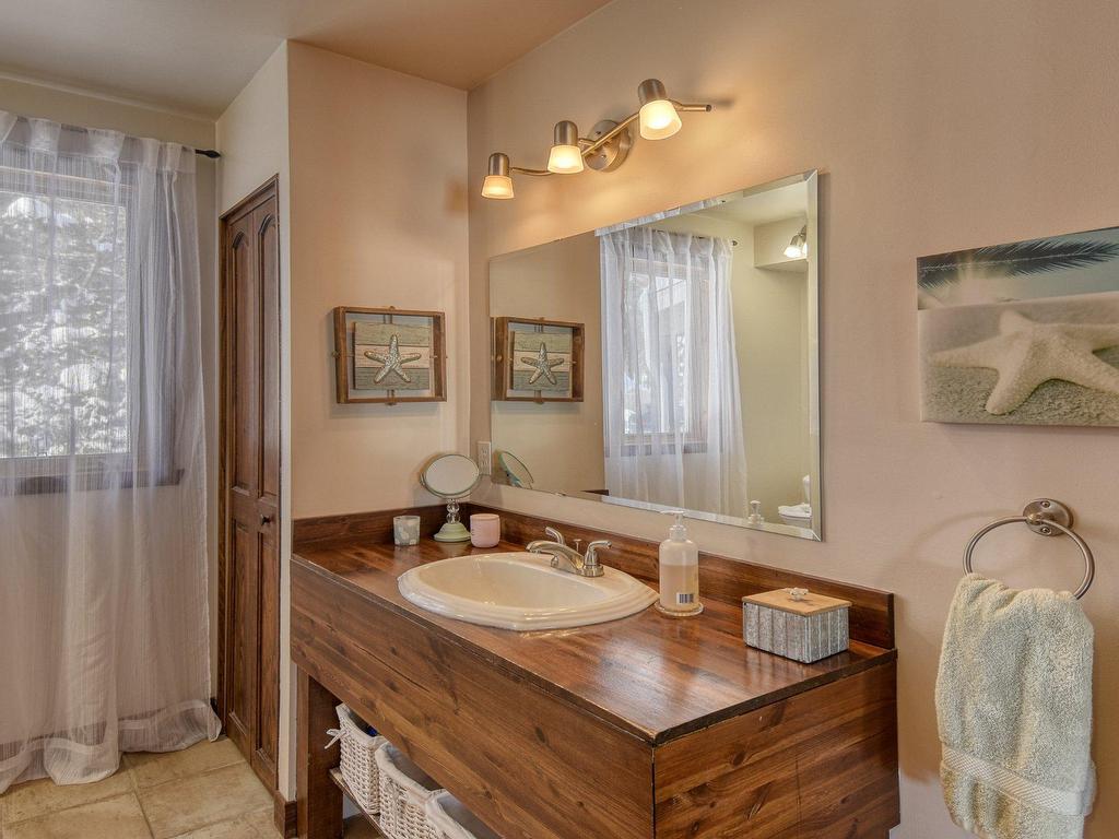 









1156


Ch. du Lac-Chaud

,
La Macaza,




QC
J0T1R0

