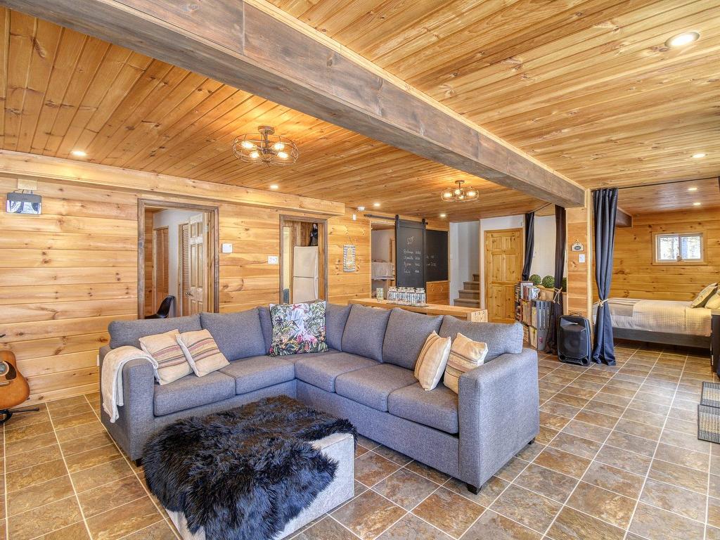 









1156


Ch. du Lac-Chaud

,
La Macaza,




QC
J0T1R0

