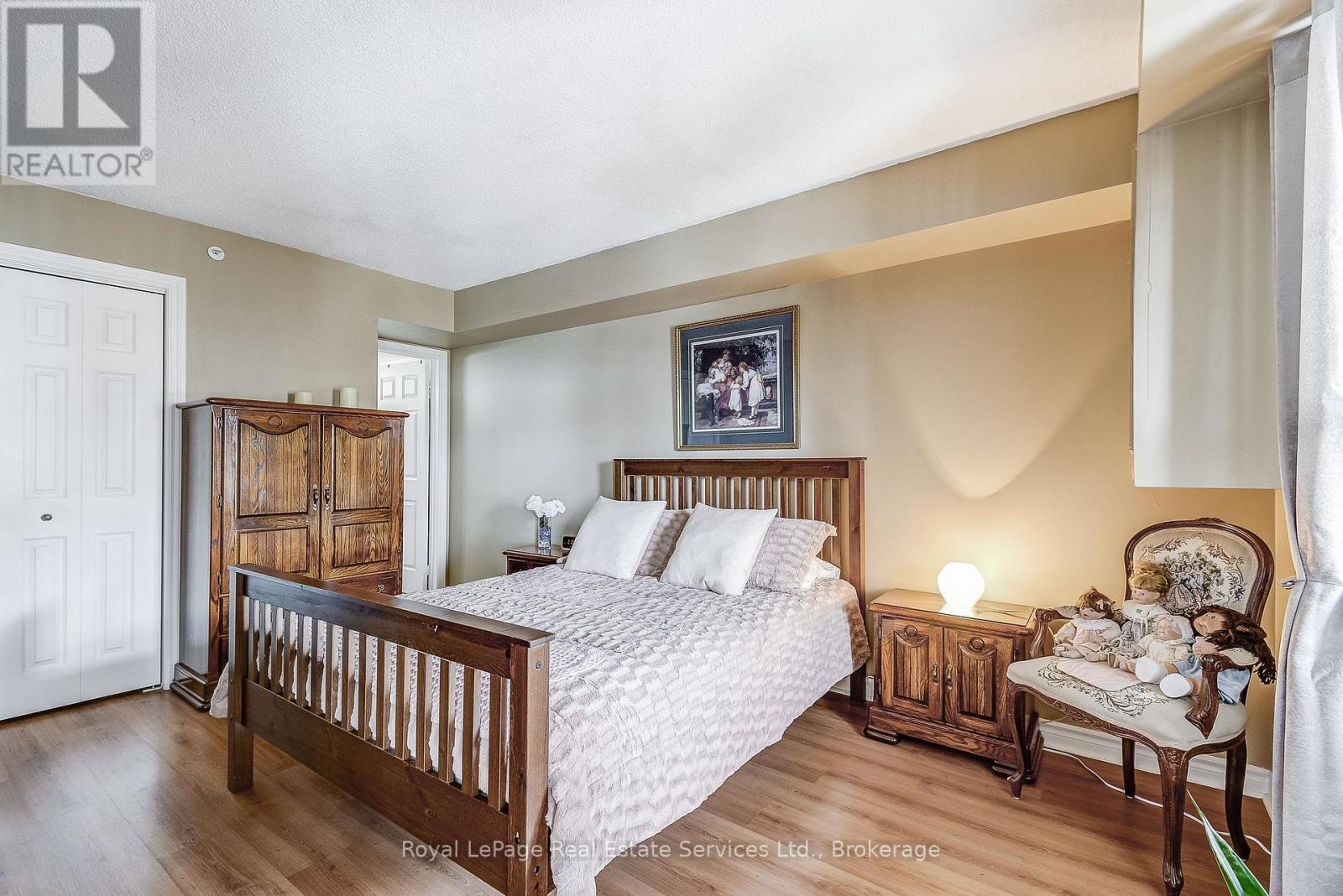 












411 - 1431 WALKERS LINE

,
Burlington (Tansley),




Ontario
L7M4P3

