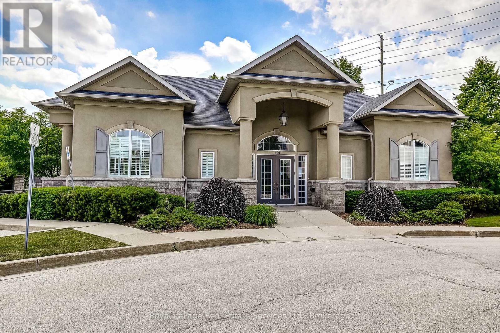 












411 - 1431 WALKERS LINE

,
Burlington (Tansley),




Ontario
L7M4P3

