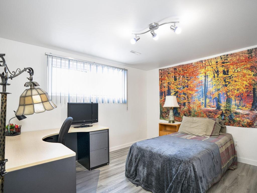 









3715


Rue Park

,
Longueuil (Saint-Hubert),




QC
J3Y4Z1

