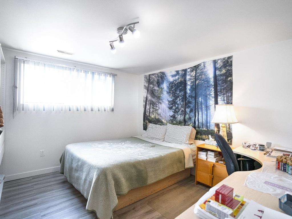 









3715


Rue Park

,
Longueuil (Saint-Hubert),




QC
J3Y4Z1

