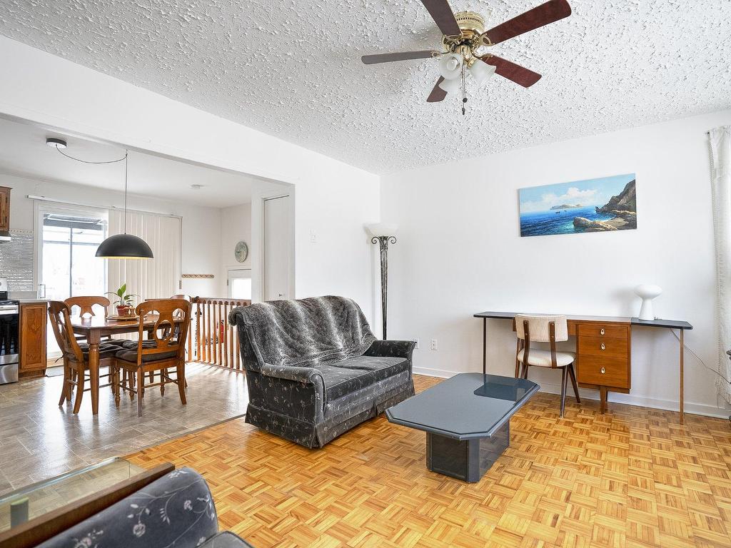 









3715


Rue Park

,
Longueuil (Saint-Hubert),




QC
J3Y4Z1

