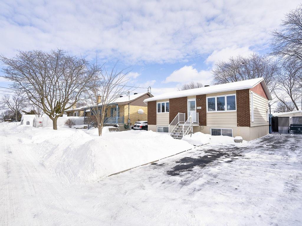 









3715


Rue Park

,
Longueuil (Saint-Hubert),




QC
J3Y4Z1

