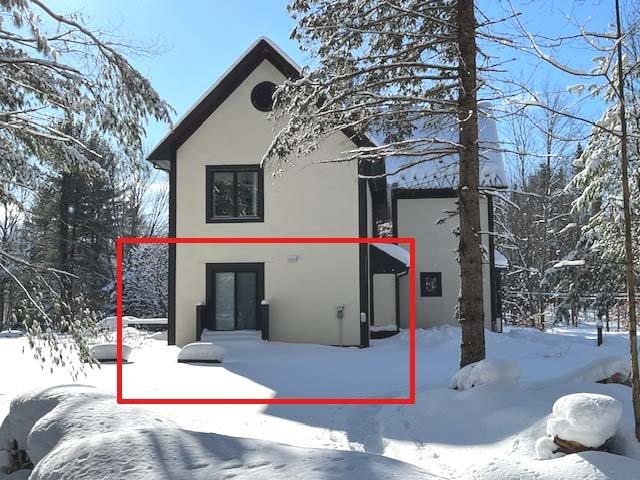 









407Z


Ch. du Mont-Écho

,
Sutton,




QC
J0E2K0

