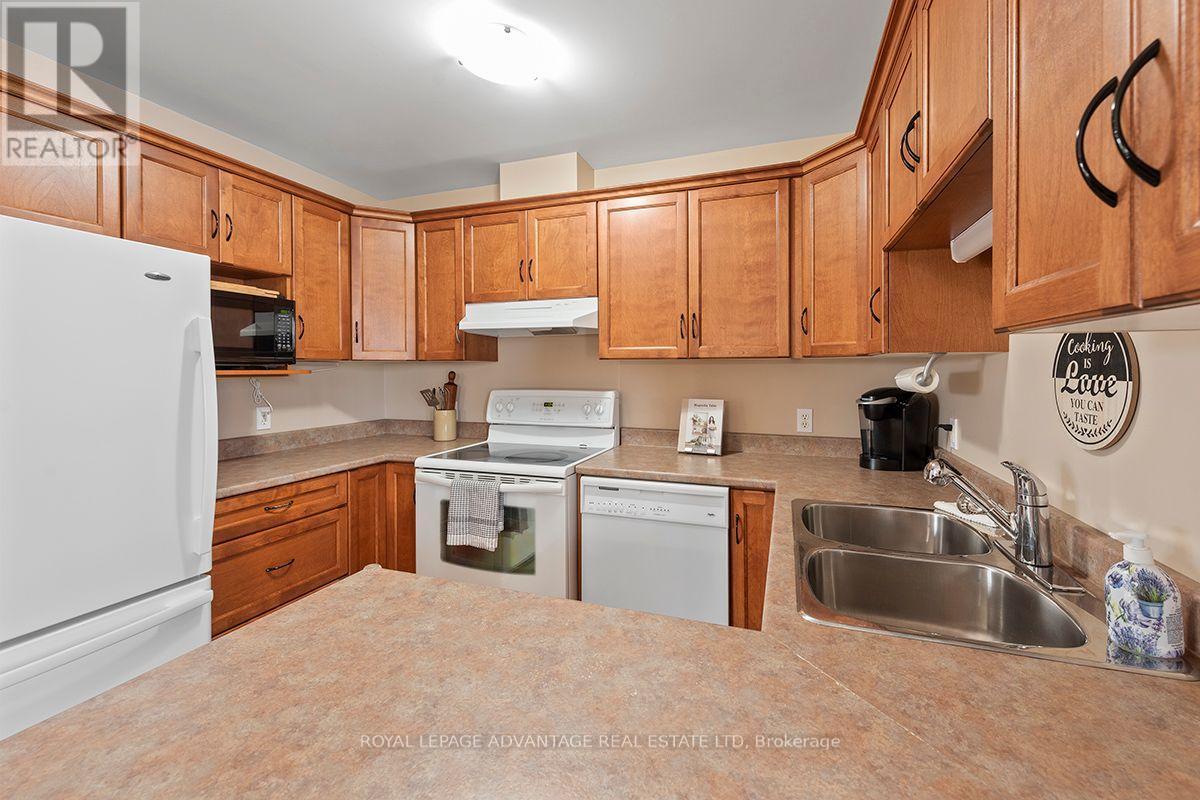 












55 VAN HORNE AVENUE

,
Smiths Falls,




Ontario
K7A5L2

