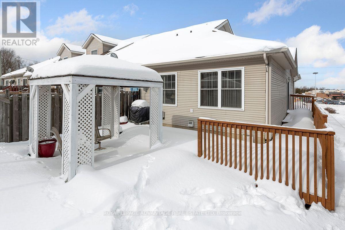 












55 VAN HORNE AVENUE

,
Smiths Falls,




Ontario
K7A5L2

