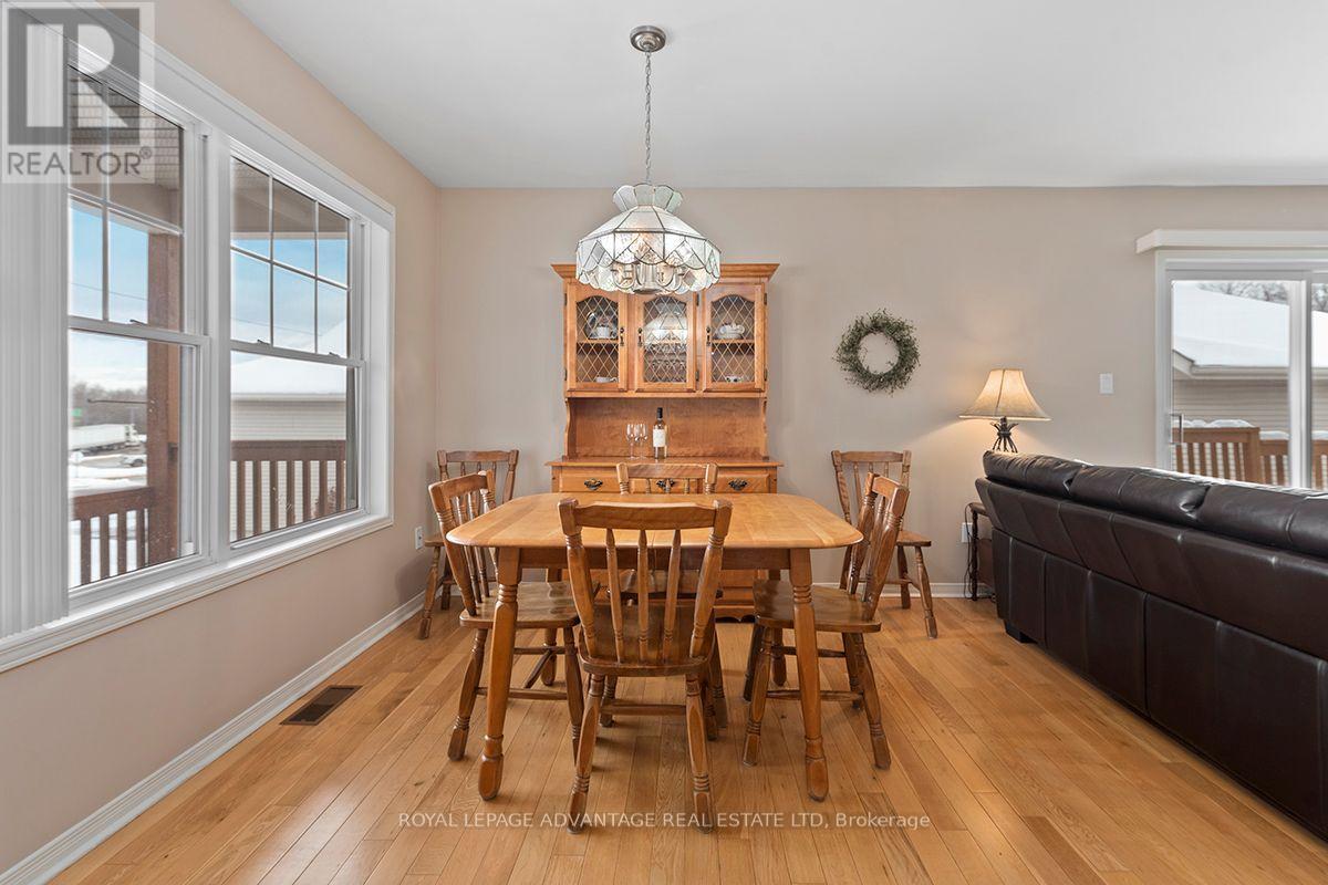 












55 VAN HORNE AVENUE

,
Smiths Falls,




Ontario
K7A5L2

