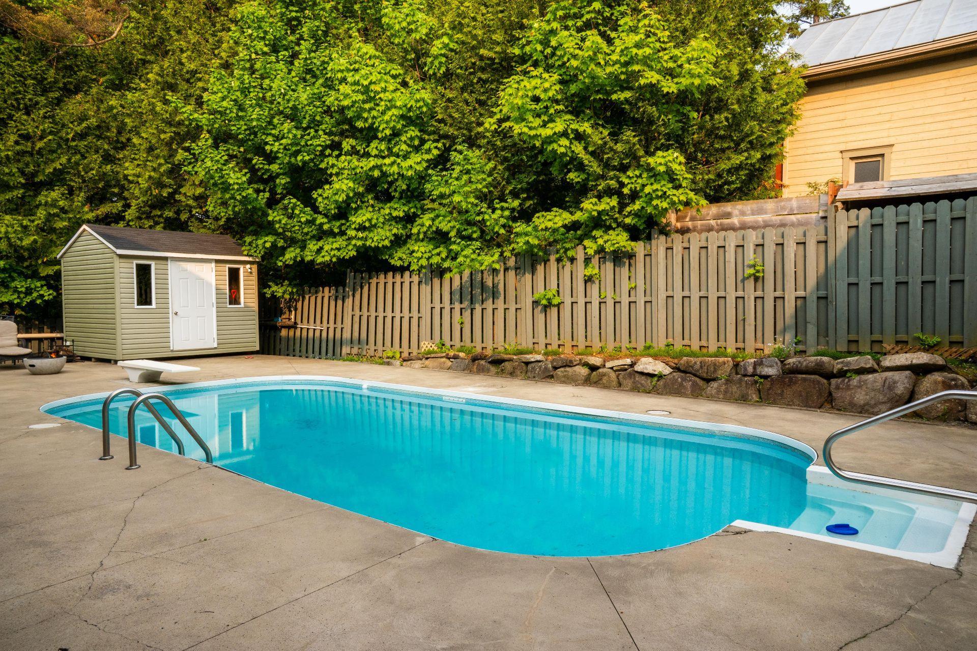 









75

 - 77


Av. de l'Église

,
Saint-Sauveur,




QC
J0R1R1

