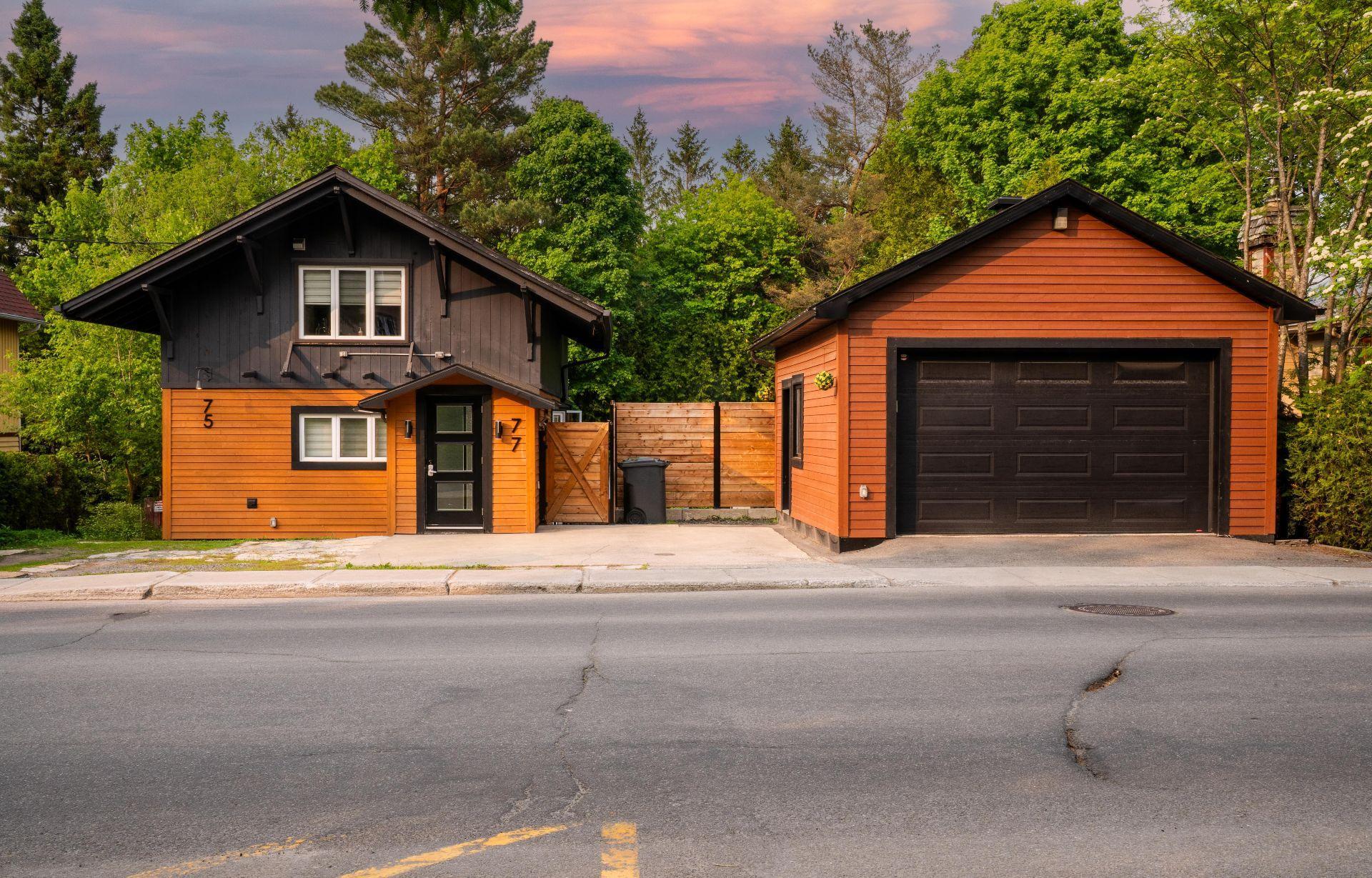 









75

 - 77


Av. de l'Église

,
Saint-Sauveur,




QC
J0R1R1

