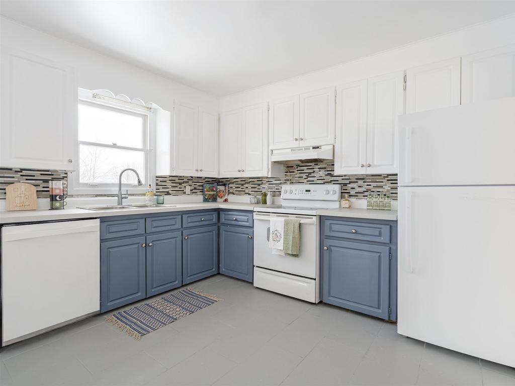 












32 Lilac Avenue

,
Charlottetown,




PE
C1A 6L4

