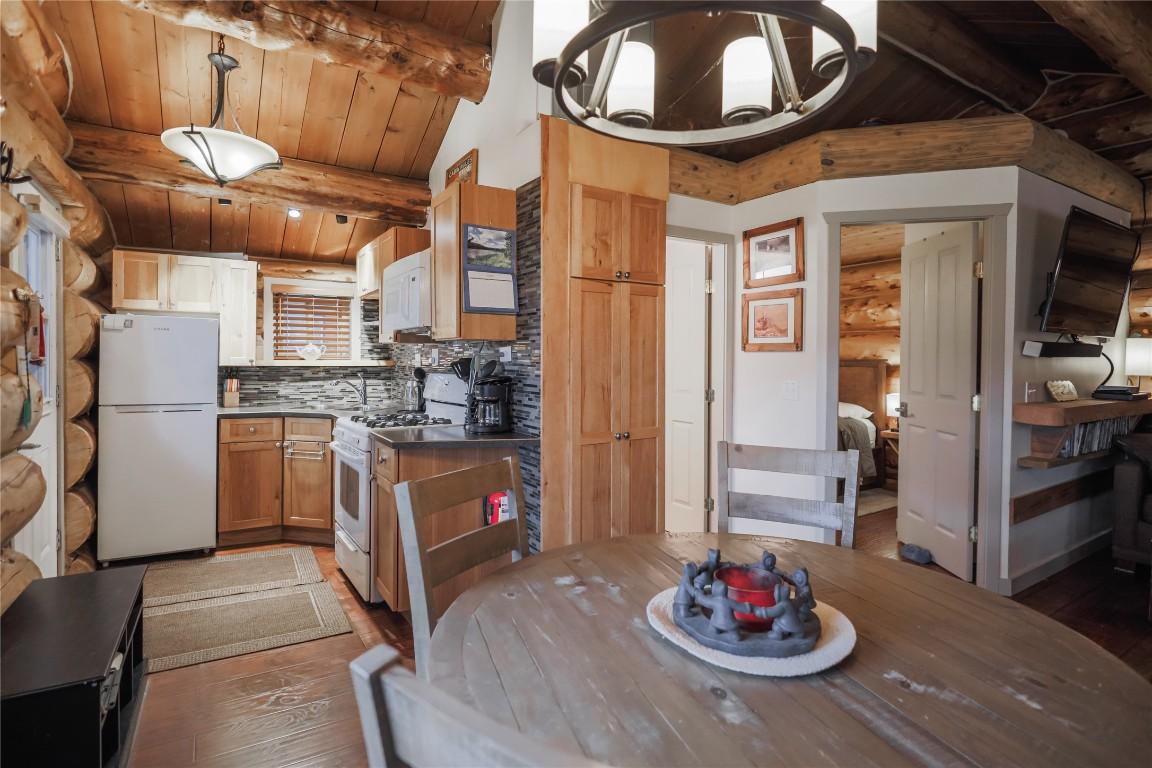 









Cabin 10


Hatheume Lake Lodge

,
Peachland,




BC
V1V 1V1

