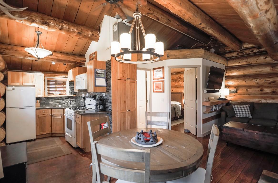 









Cabin 10


Hatheume Lake Lodge

,
Peachland,




BC
V1V 1V1

