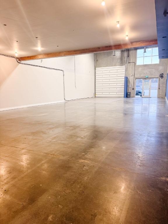 









716


Adams

Court, 107,
Kelowna,




BC
V1X 7S2

