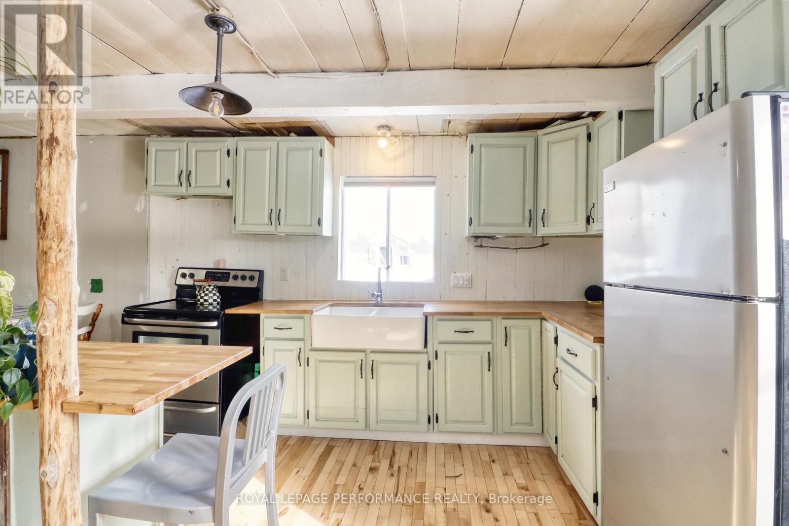 












255 CONCESSION 7 ROAD

,
Alfred and Plantagenet,




Ontario
K0B1A0

