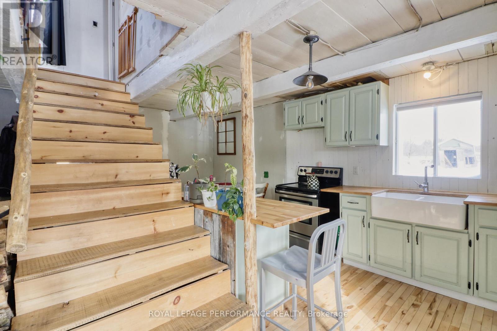 












255 CONCESSION 7 ROAD

,
Alfred and Plantagenet,




Ontario
K0B1A0

