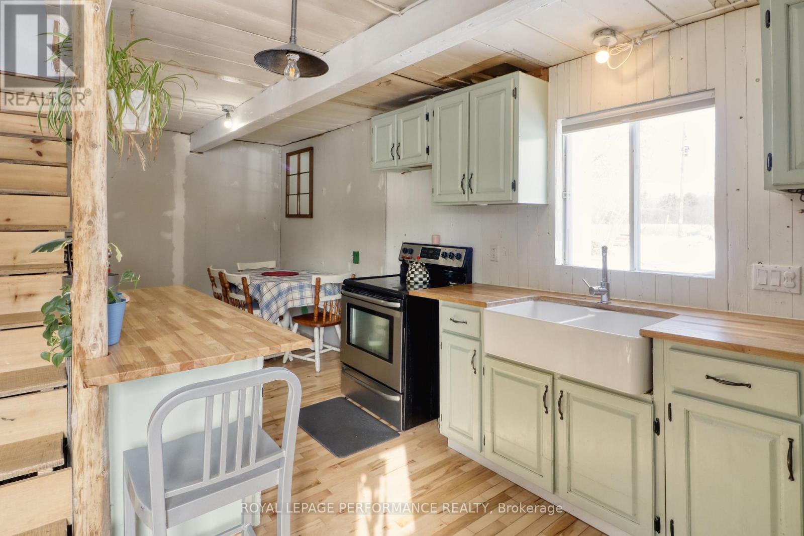 












255 CONCESSION 7 ROAD

,
Alfred and Plantagenet,




Ontario
K0B1A0

