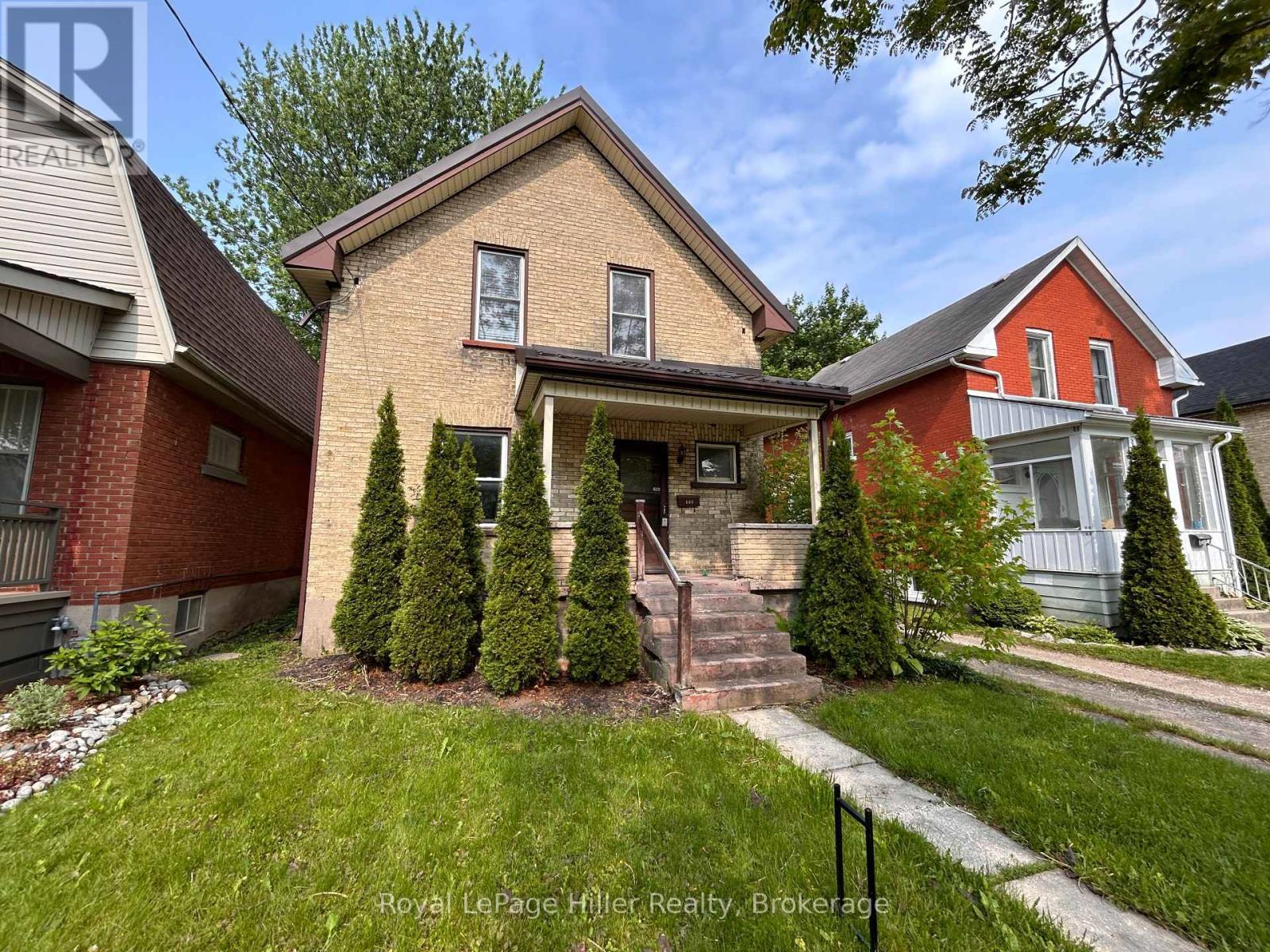 












103 MOWAT STREET

,
Stratford,




Ontario
N5A2B8


