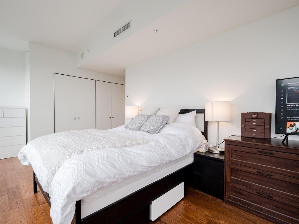 









1155


Rue de la Montagne

, 2501,
Montréal (Ville-Marie),




QC
H3G0C7

