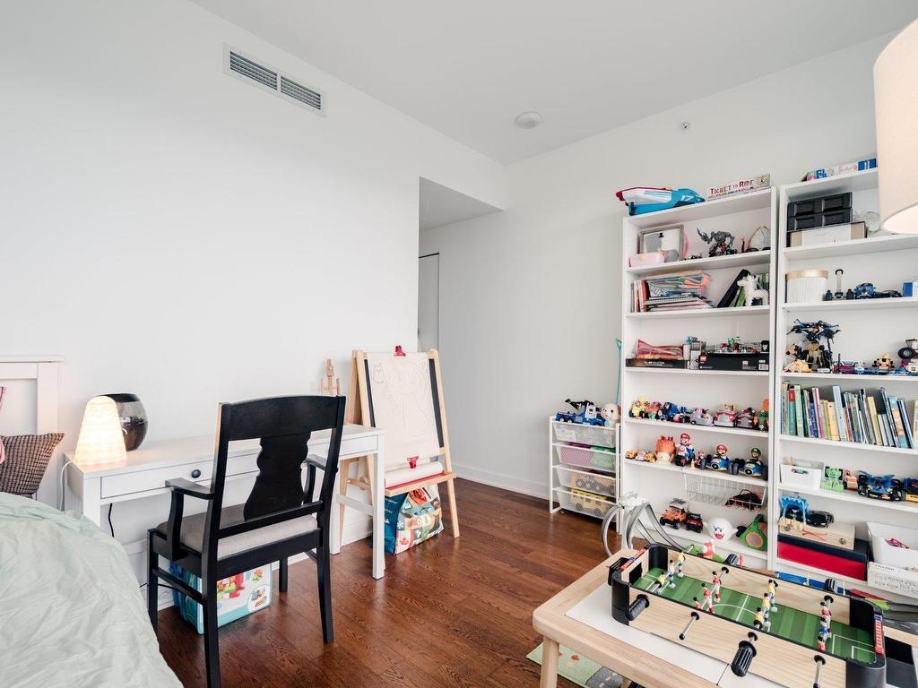 









1155


Rue de la Montagne

, 2501,
Montréal (Ville-Marie),




QC
H3G0C7

