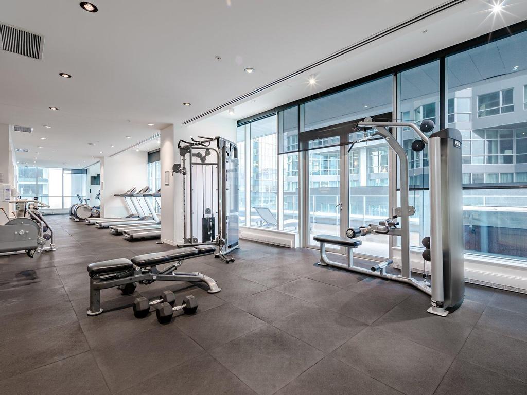 









1155


Rue de la Montagne

, 2501,
Montréal (Ville-Marie),




QC
H3G0C7

