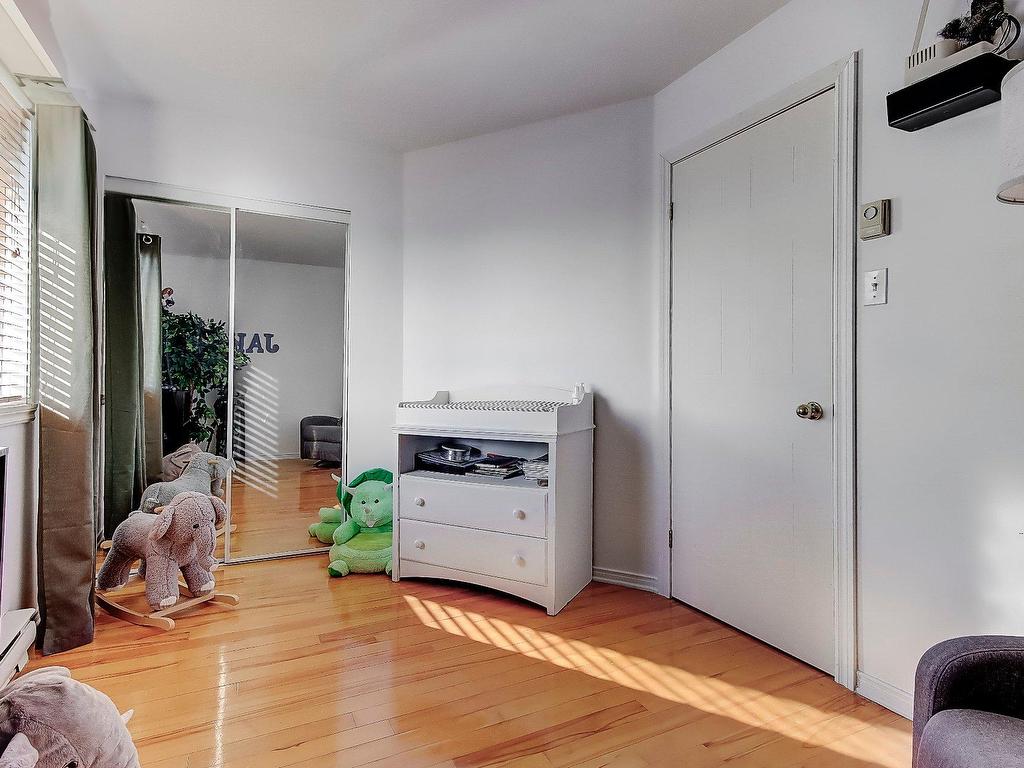 









504


Rue Bourguignon

,
Saint-Jean-sur-Richelieu,




QC
J3B8N6


