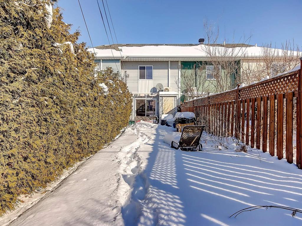 









504


Rue Bourguignon

,
Saint-Jean-sur-Richelieu,




QC
J3B8N6

