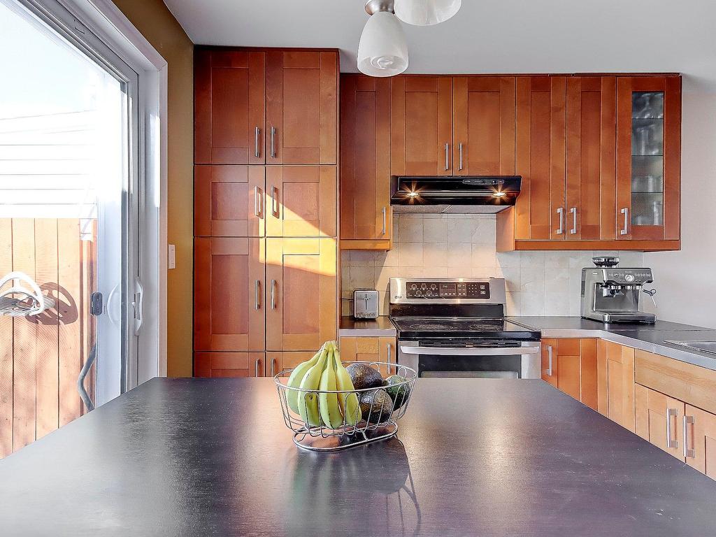 









504


Rue Bourguignon

,
Saint-Jean-sur-Richelieu,




QC
J3B8N6

