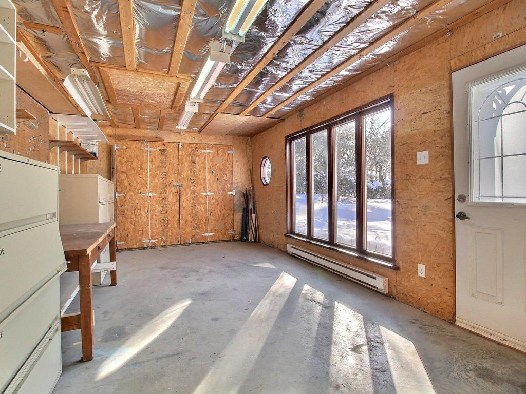 









23


Rue des Rossignols

,
Sainte-Catherine-de-Hatley,




QC
J0B1W0

