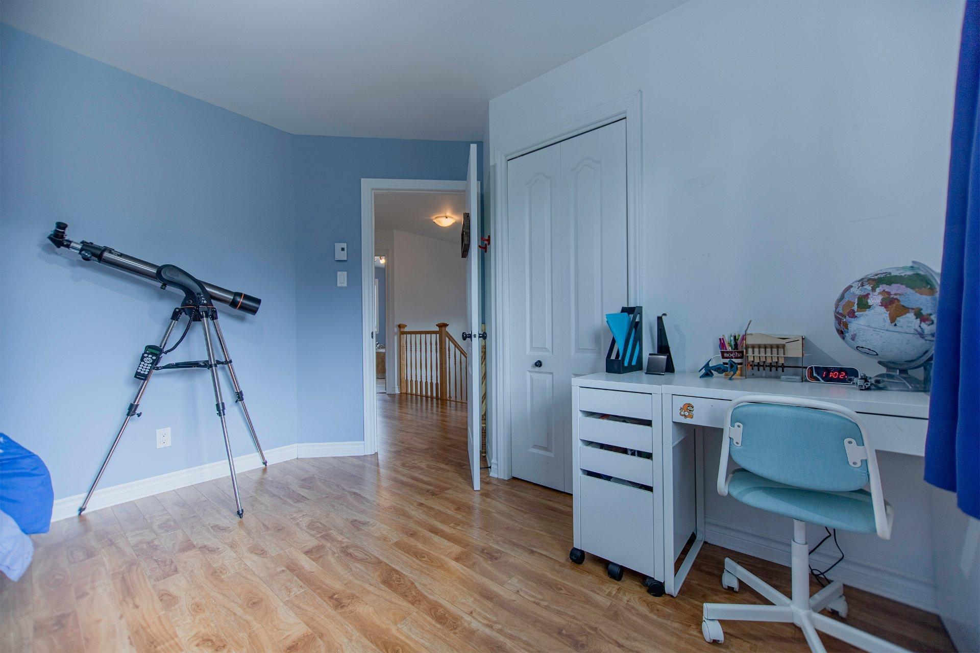 









506


Boul. J.-André-Deragon

,
Cowansville,




QC
J2K0B6

