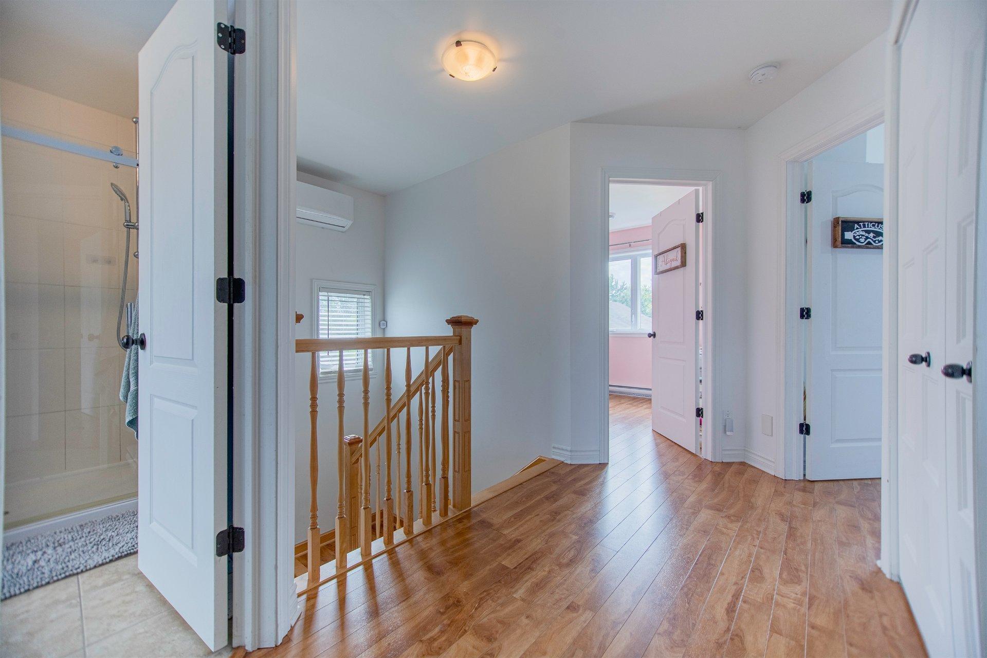 









506


Boul. J.-André-Deragon

,
Cowansville,




QC
J2K0B6

