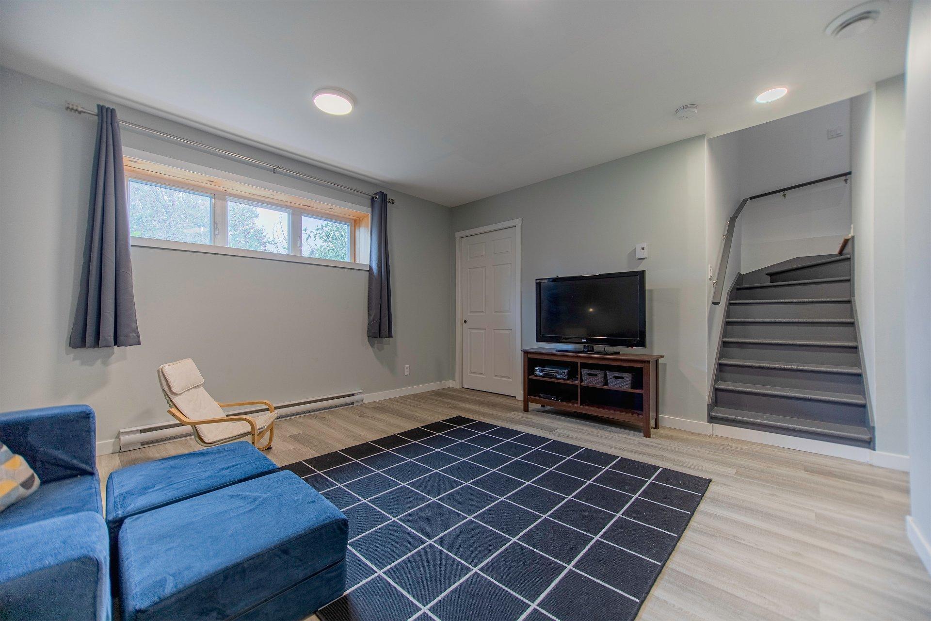 









506


Boul. J.-André-Deragon

,
Cowansville,




QC
J2K0B6

