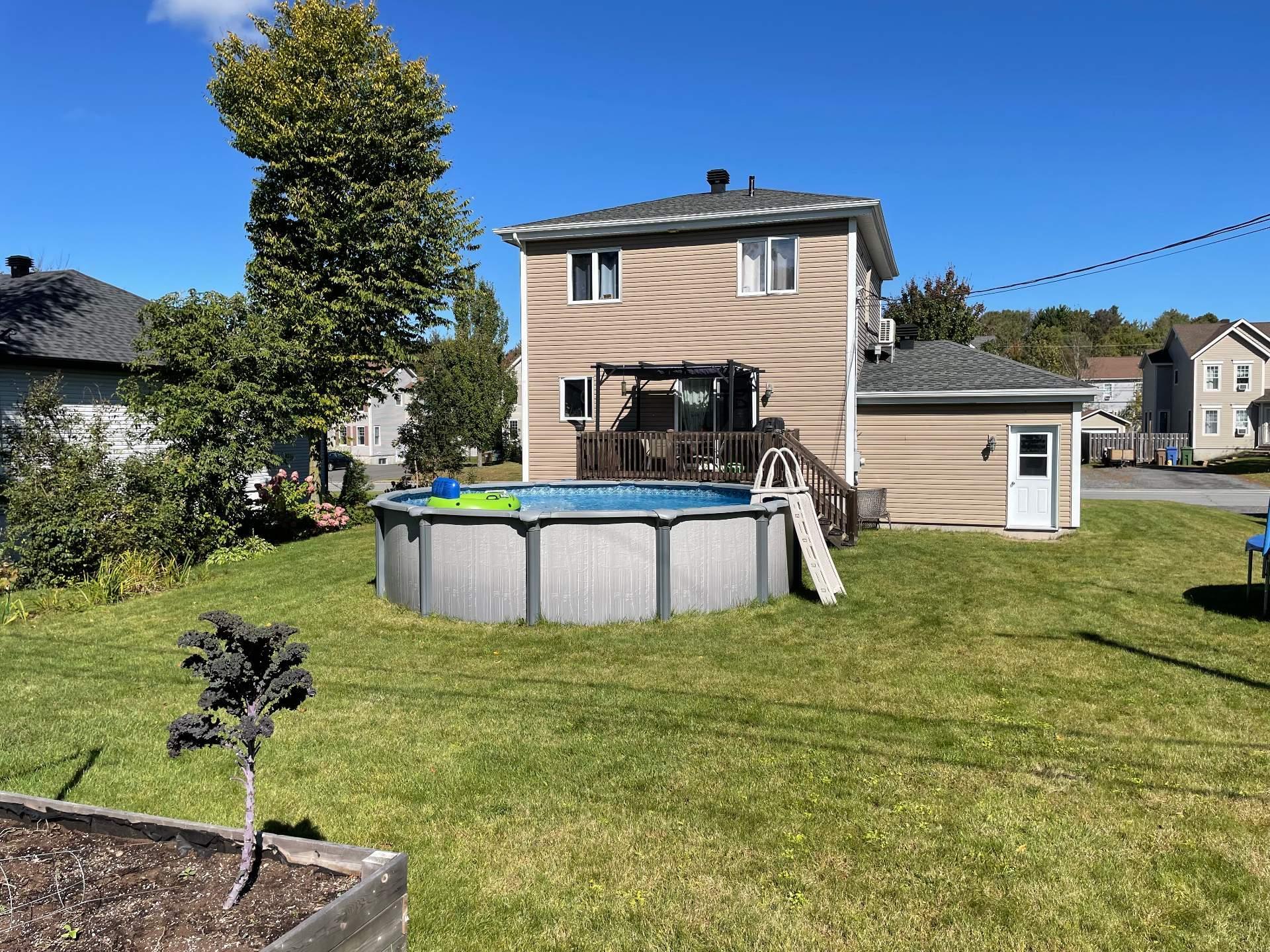









506


Boul. J.-André-Deragon

,
Cowansville,




QC
J2K0B6

