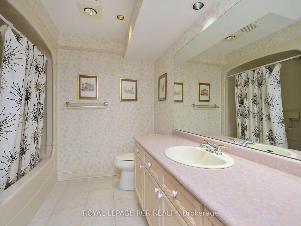 









10


Forest Link

N/A,
New Tecumseth,




ON
L9R 2A1


