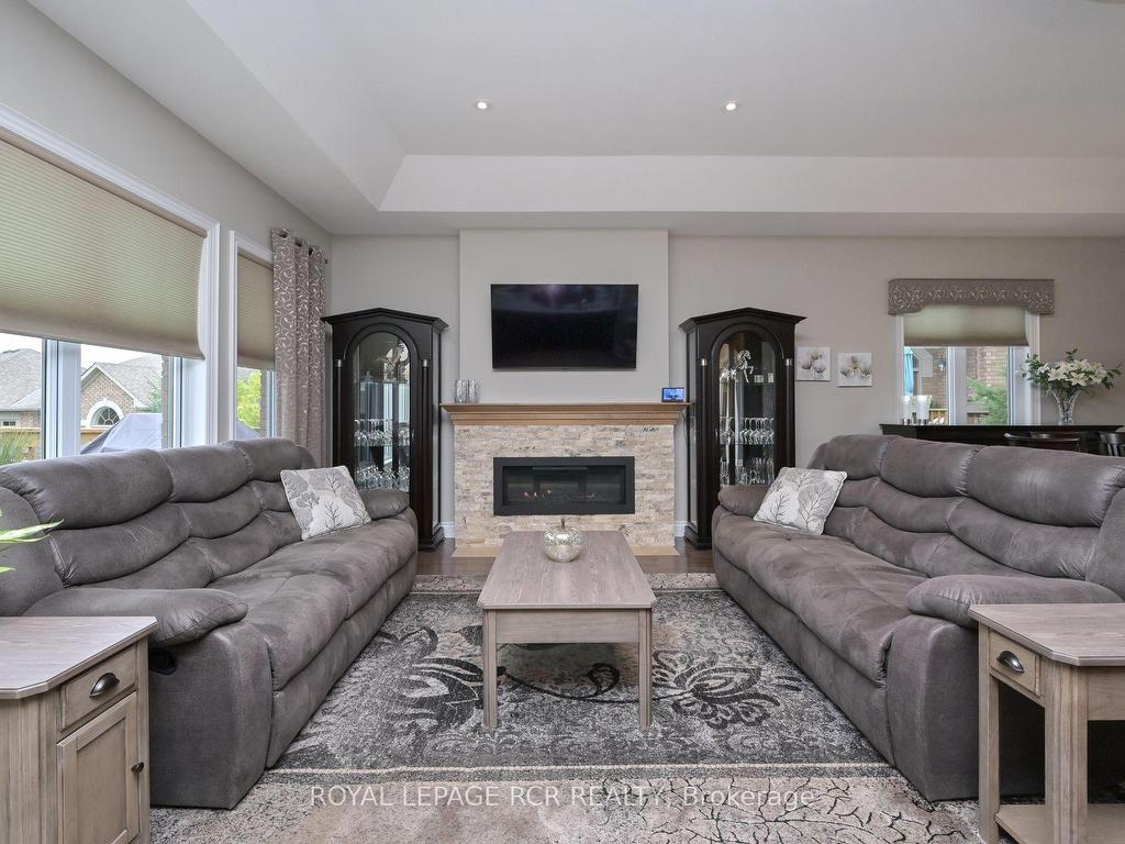









50


Hillcrest

Drive,
New Tecumseth,




ON
L9R 0N4

