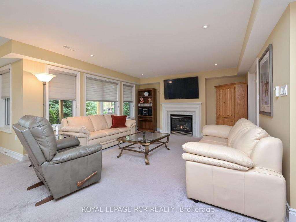 









50


Hillcrest

Drive,
New Tecumseth,




ON
L9R 0N4

