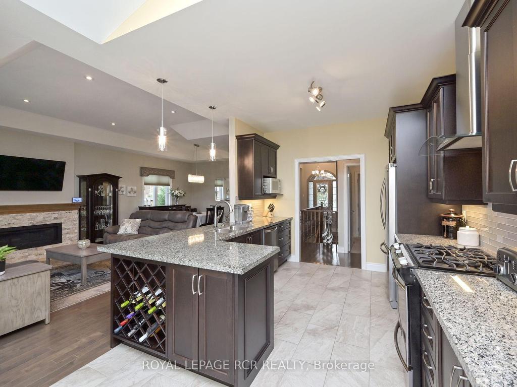 









50


Hillcrest

Drive,
New Tecumseth,




ON
L9R 0N4

