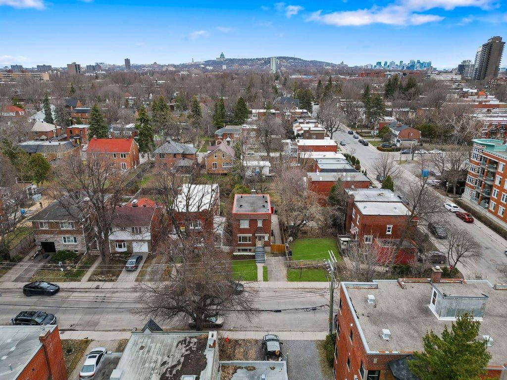 









4325


Av. de Mayfair

,
Montréal (Côte-des-Neiges/Notre-Dame-de-Grâce),




QC
H4B2E3

