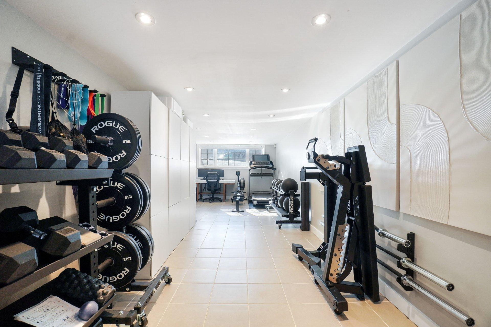 









4325


Av. de Mayfair

,
Montréal (Côte-des-Neiges/Notre-Dame-de-Grâce),




QC
H4B2E3


