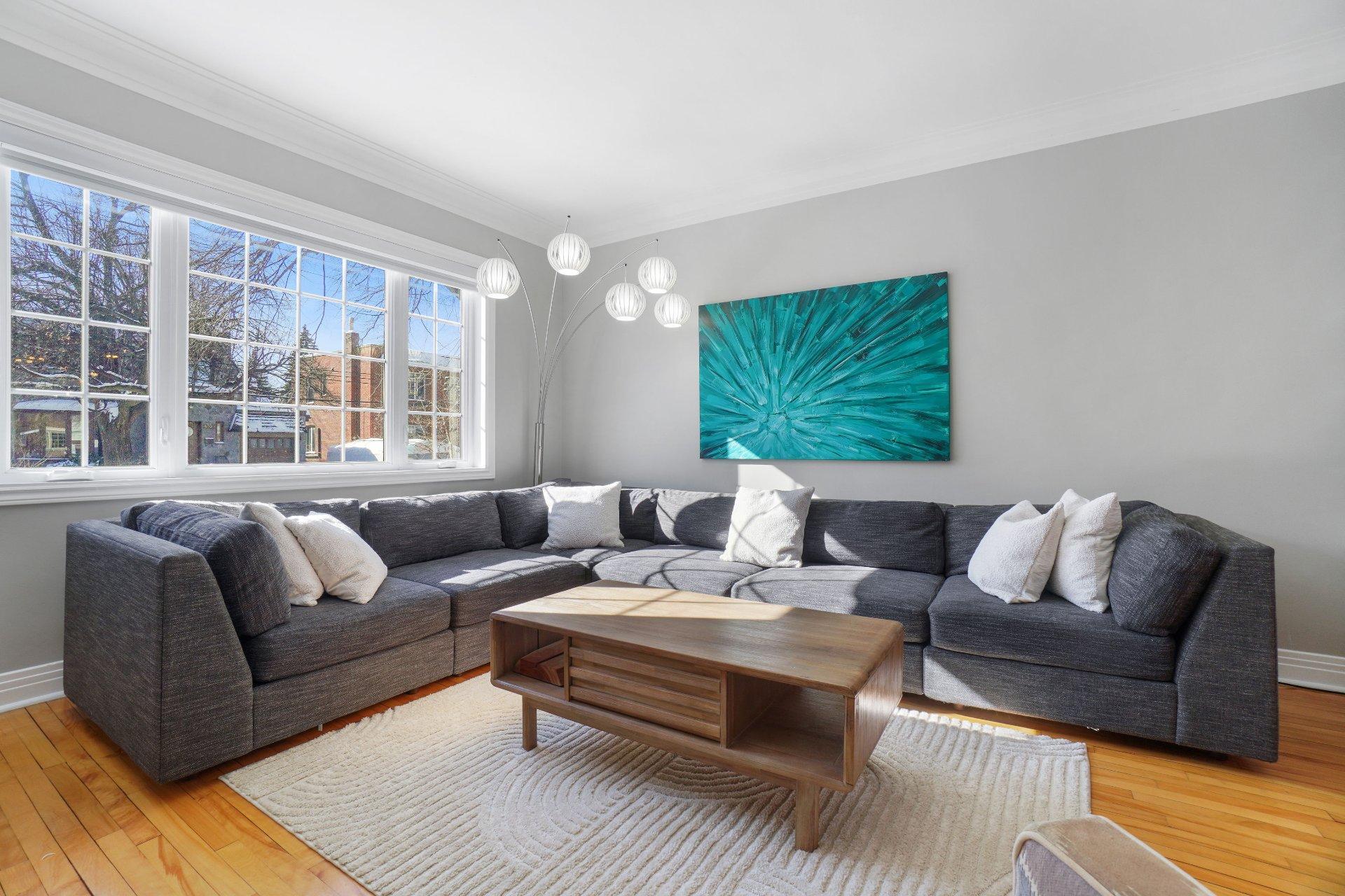 









4325


Av. de Mayfair

,
Montréal (Côte-des-Neiges/Notre-Dame-de-Grâce),




QC
H4B2E3

