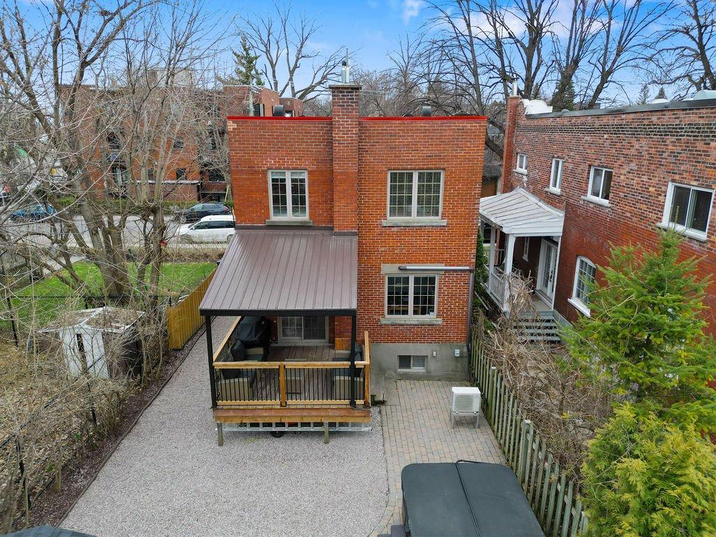 









4325


Av. de Mayfair

,
Montréal (Côte-des-Neiges/Notre-Dame-de-Grâce),




QC
H4B2E3

