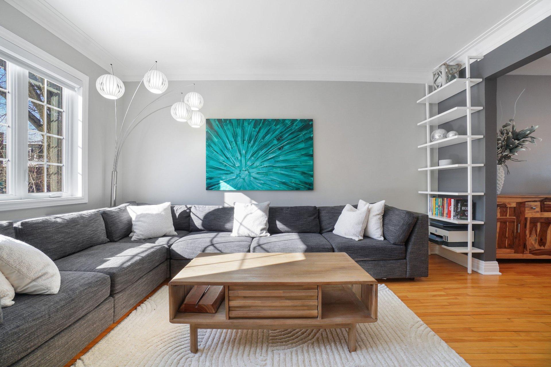 









4325


Av. de Mayfair

,
Montréal (Côte-des-Neiges/Notre-Dame-de-Grâce),




QC
H4B2E3

