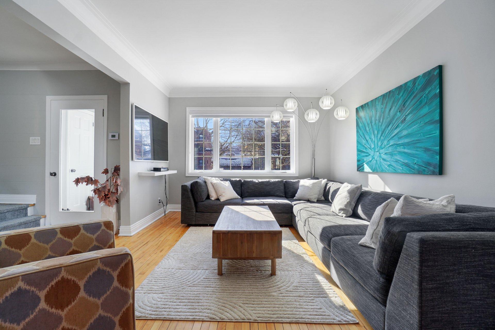 









4325


Av. de Mayfair

,
Montréal (Côte-des-Neiges/Notre-Dame-de-Grâce),




QC
H4B2E3

