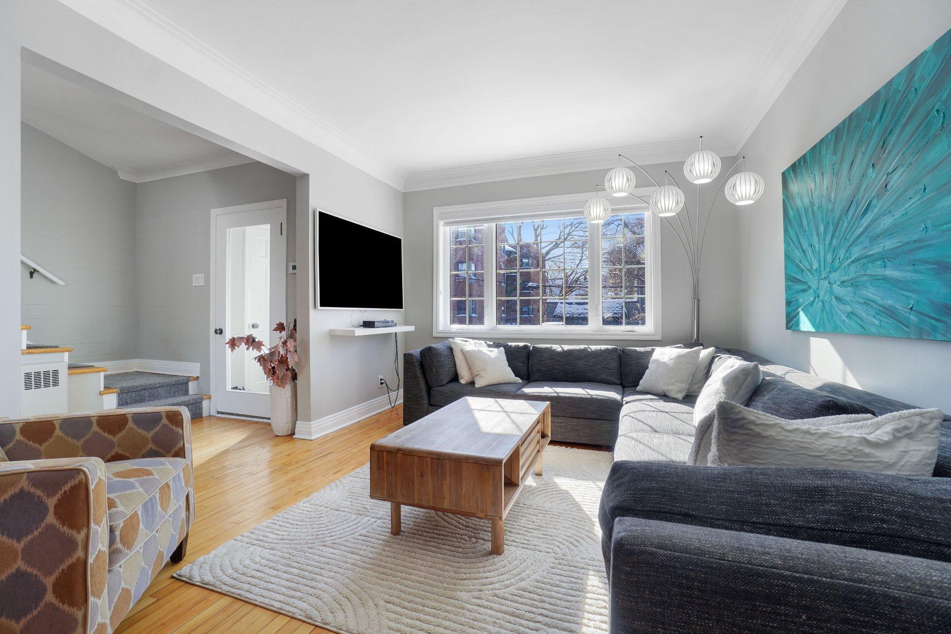 









4325


Av. de Mayfair

,
Montréal (Côte-des-Neiges/Notre-Dame-de-Grâce),




QC
H4B2E3


